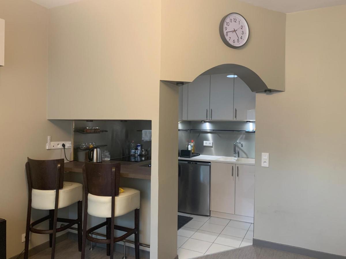 Luxurious Flat In Bondy, Lägenhet Exteriör bild